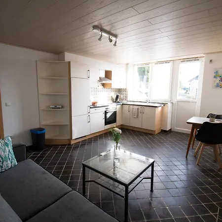 Fuer 2 Personen Mit Direktem Zugang